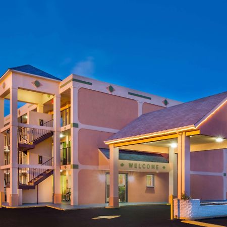 Super 8 Hotel Ashland Buitenkant foto